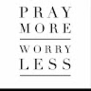 Meet your Posher, Larissa